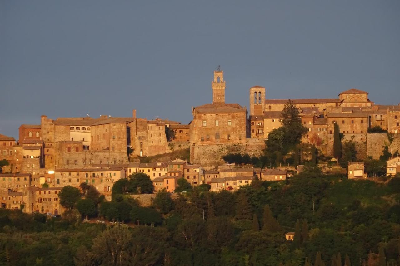 Cugusi Bnb Montepulciano Stazione Esterno foto